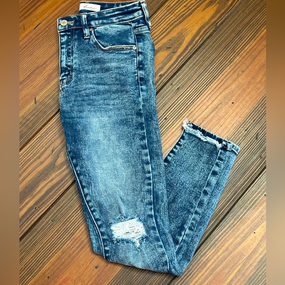 KanCan Lizzie High Rise Jeans - Picture 1 of 5